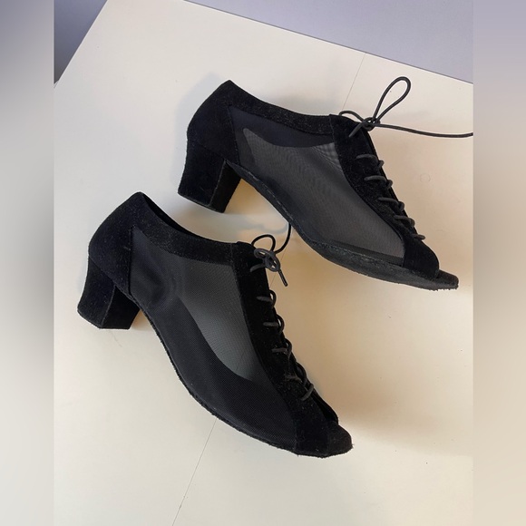 Capezio Shoes - Capezio Beatrice Ballroom Dance Shoes 10W Black Suede & Mesh Lace Up